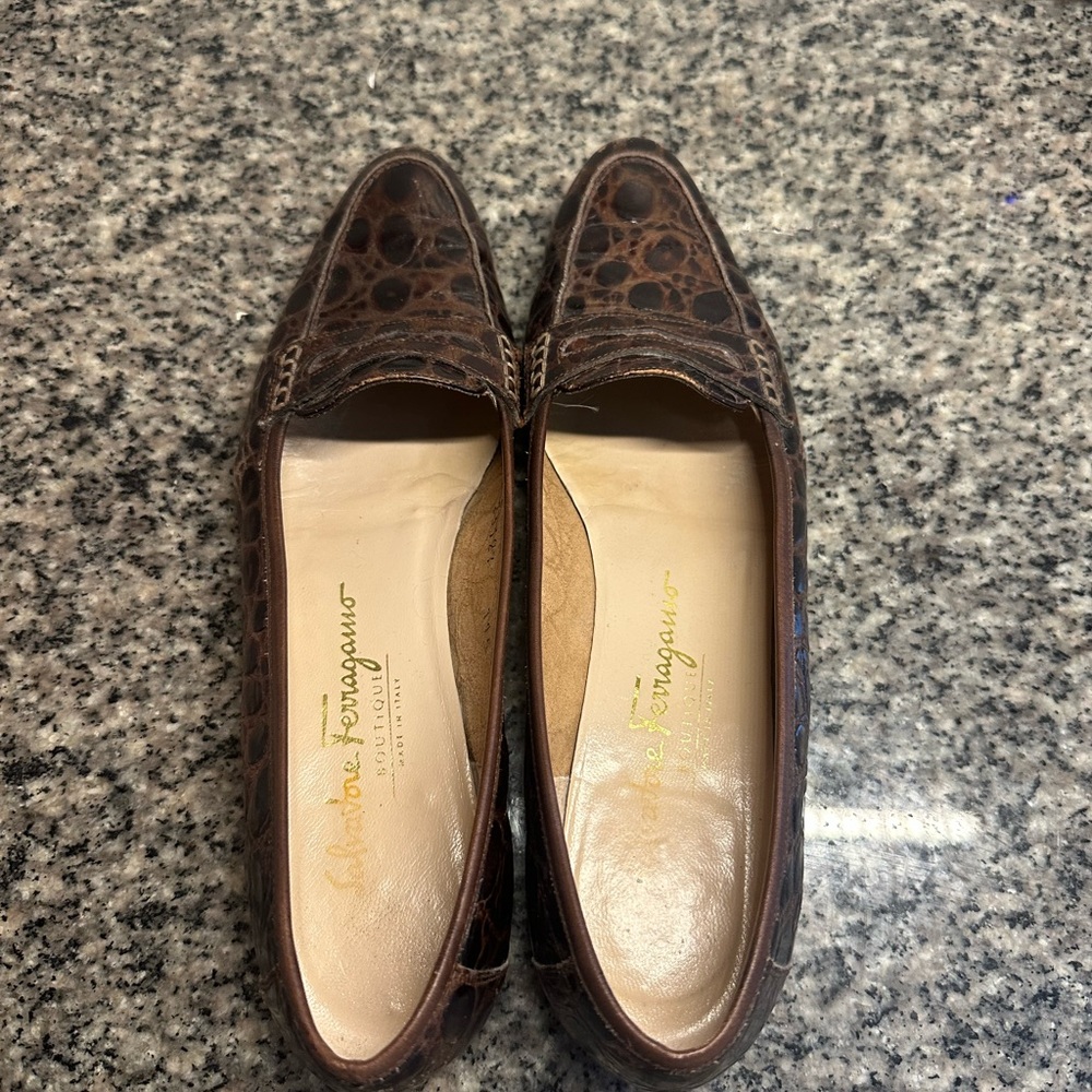 Salvatore Ferragamo Croc-Embossed Brown Loafers Size 7.5 A2